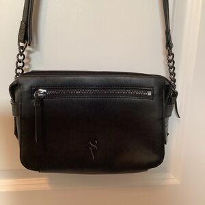 Vera Wang Crossbody bag EUC